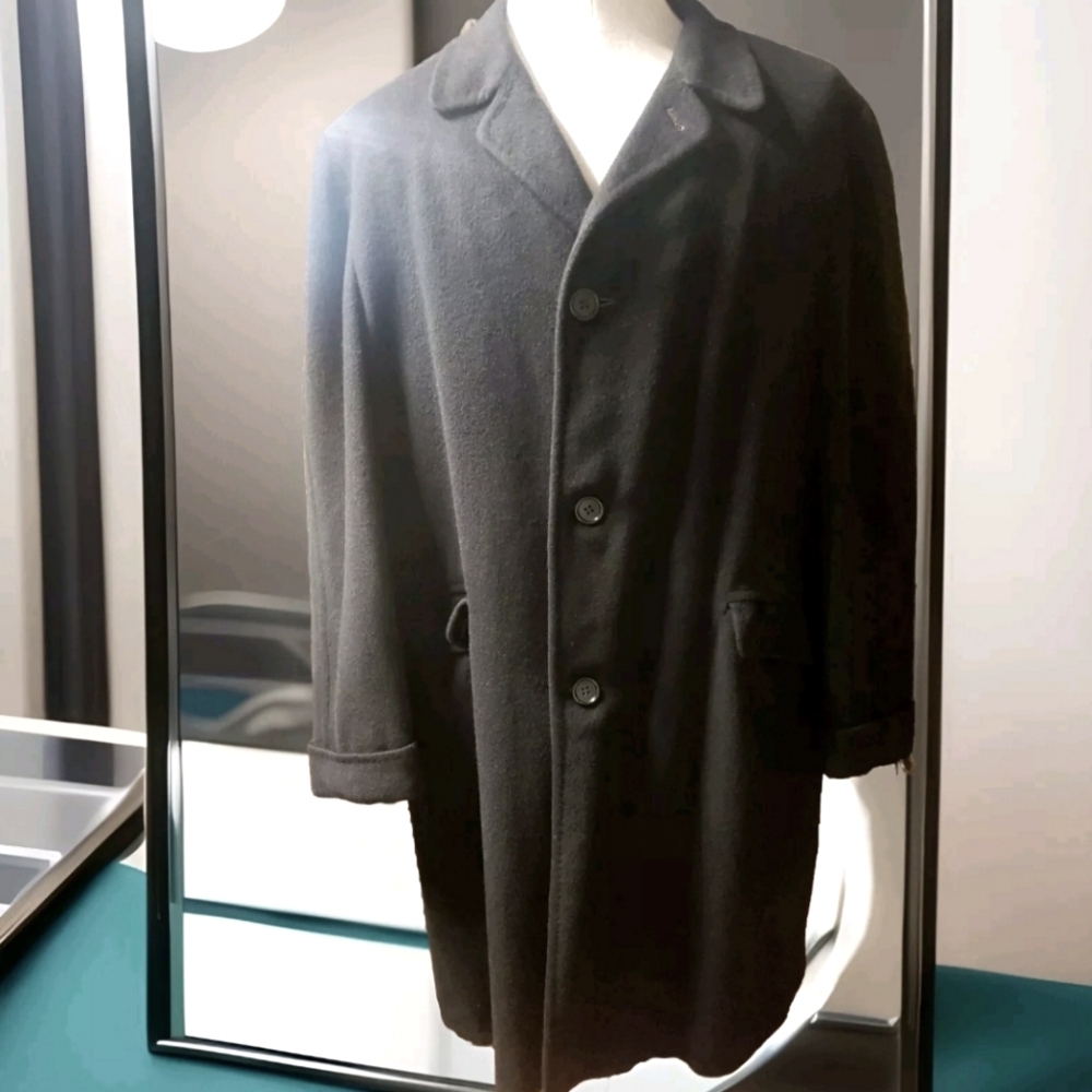 100% cashmere luxurious fabric trench coat
